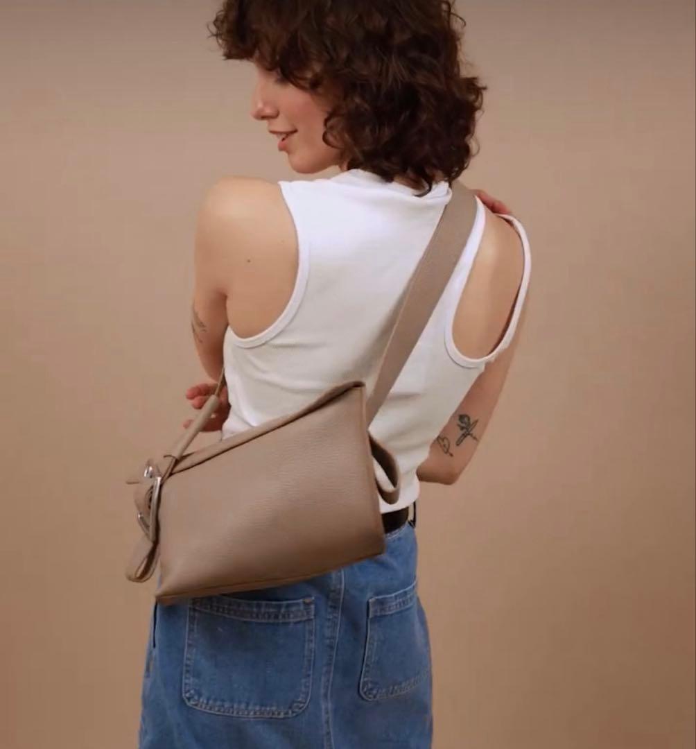 Rabeanco ラビアンコ　クロスボディバッグ　ベージュ