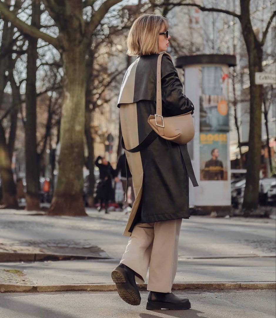 Rabeanco ラビアンコ　クロスボディバッグ　ベージュ