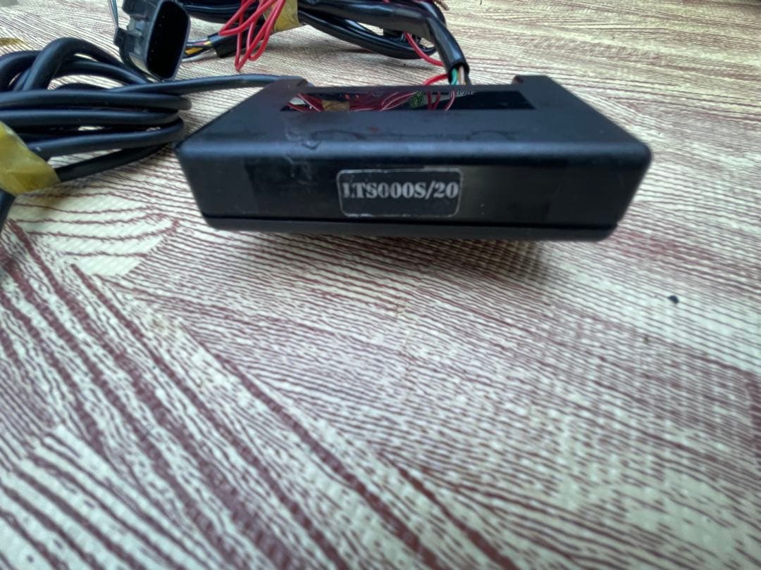 トムス　スロットルコントローラー　L.T.S II スロコン　20アルファード