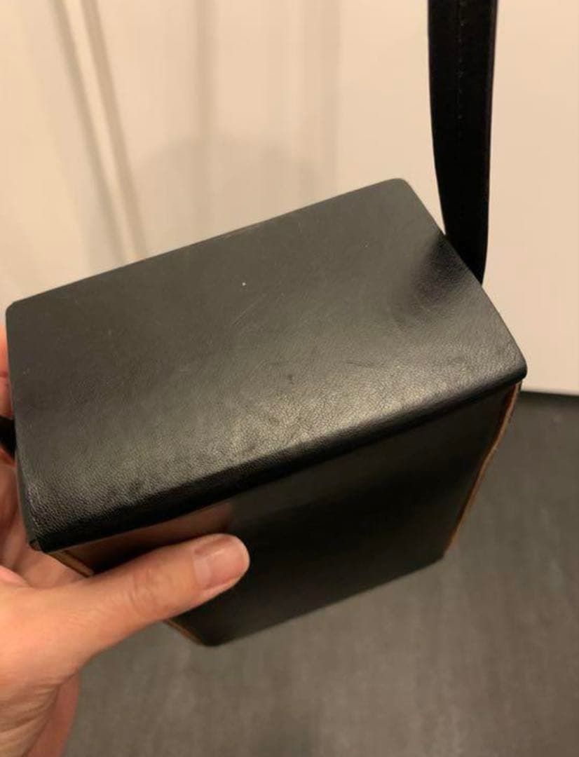 バッグ Aeta LEATHER BOX SHOULDER