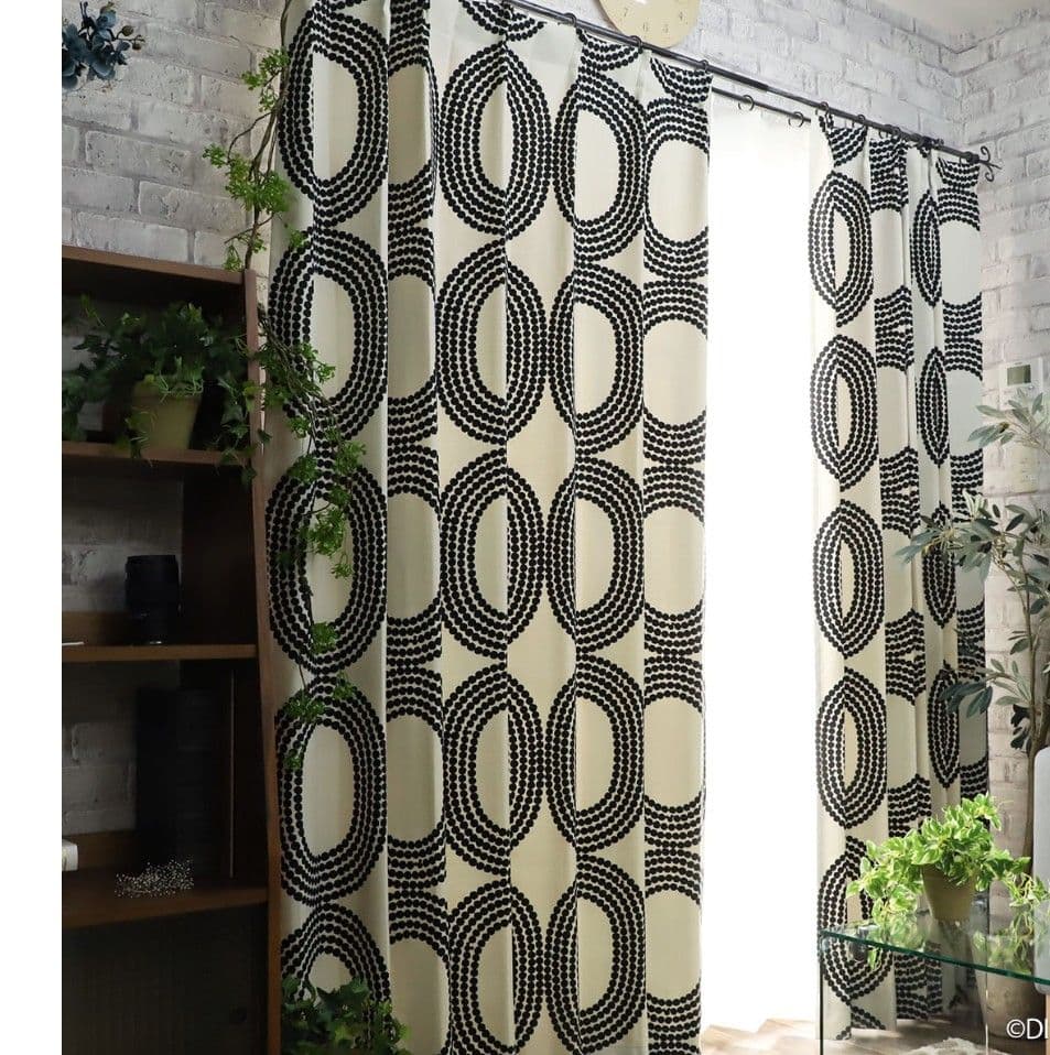 ディズニー（ミッキー）カーテン 100×178 cm（2枚）