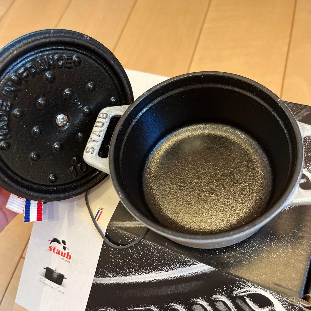staub ストウブ　新品未使用◆ ピコ・ココット 10 cm・カンパーニュ
