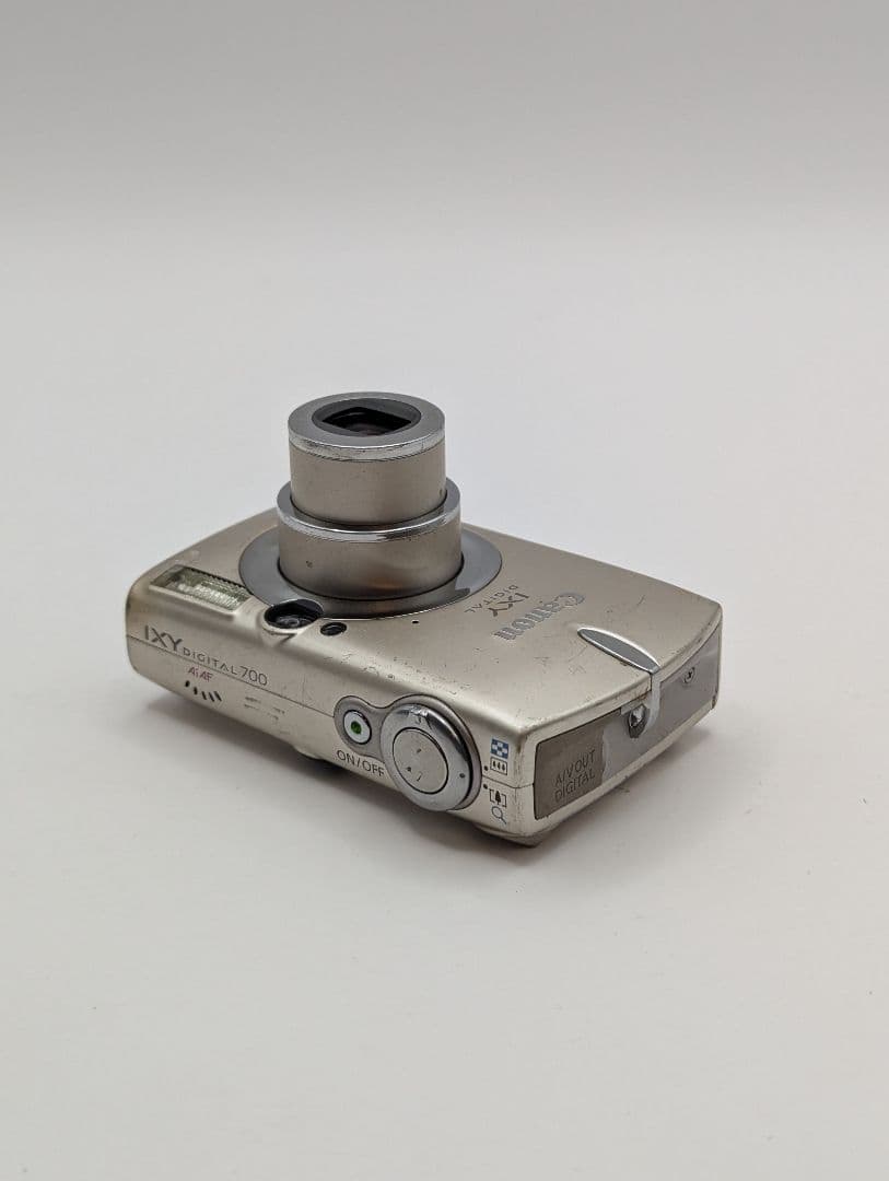 Canon IXY DIGITAL 700 ゴールド
