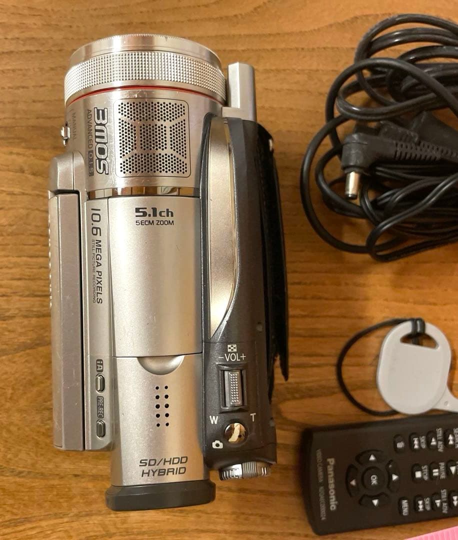 パナソニック★ デジタルハイビジョンビデオカメラ/HDC-HS300