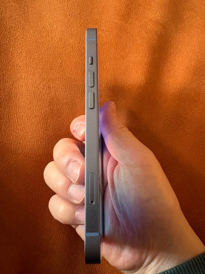 Apple iPhone 14 本体 ブルー