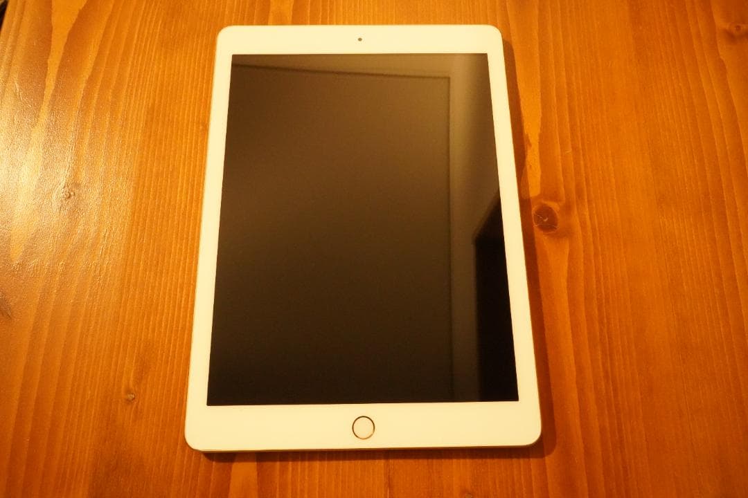 iPad Wi-Fi 128GB ゴールド 第6世代