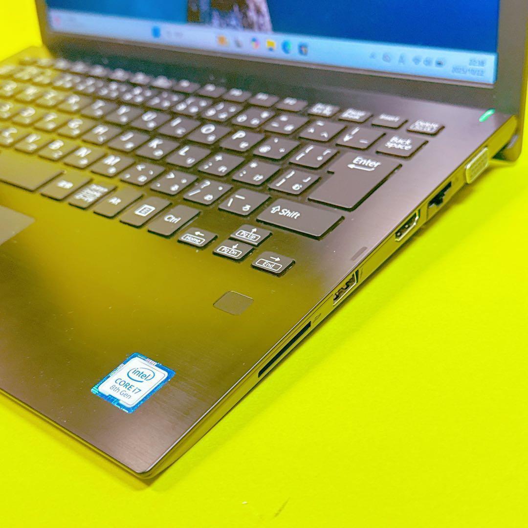 16GB 極速i7‼️windows11 SSD薄型ノートパソコン カメラ軽量