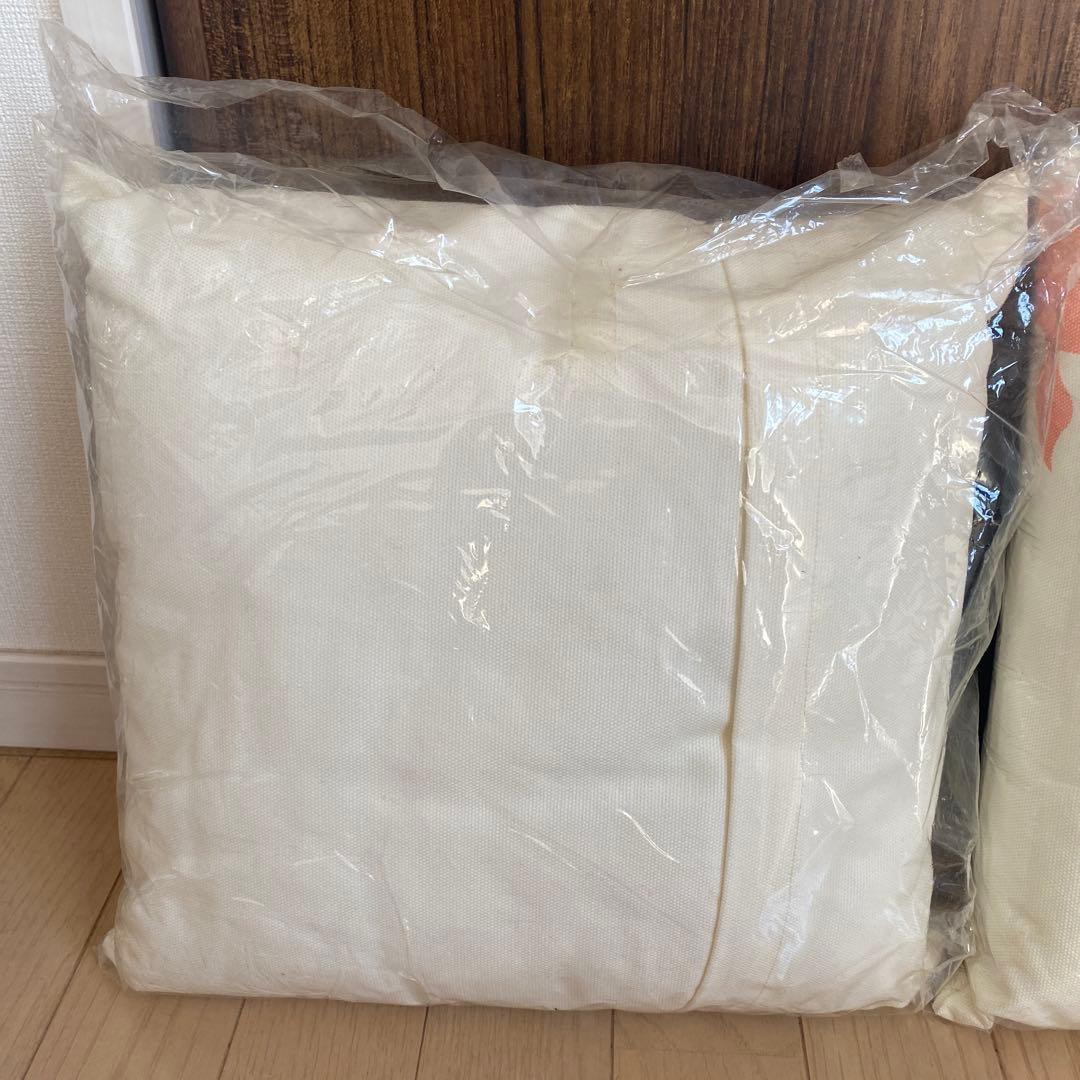 mejane レア☆ノベルティークッション　2個セット