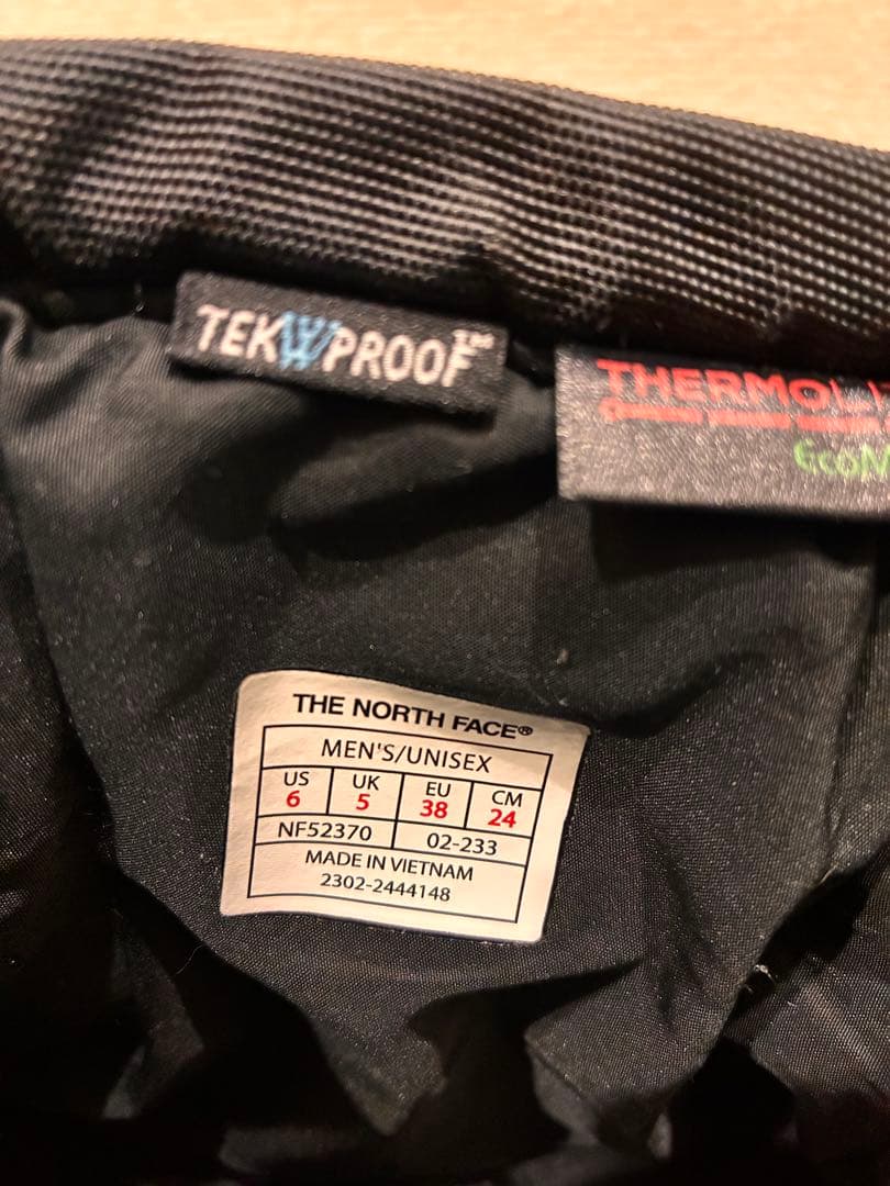 【美品】ノースフェイス24cm スノーブーツ　ブラック　黒