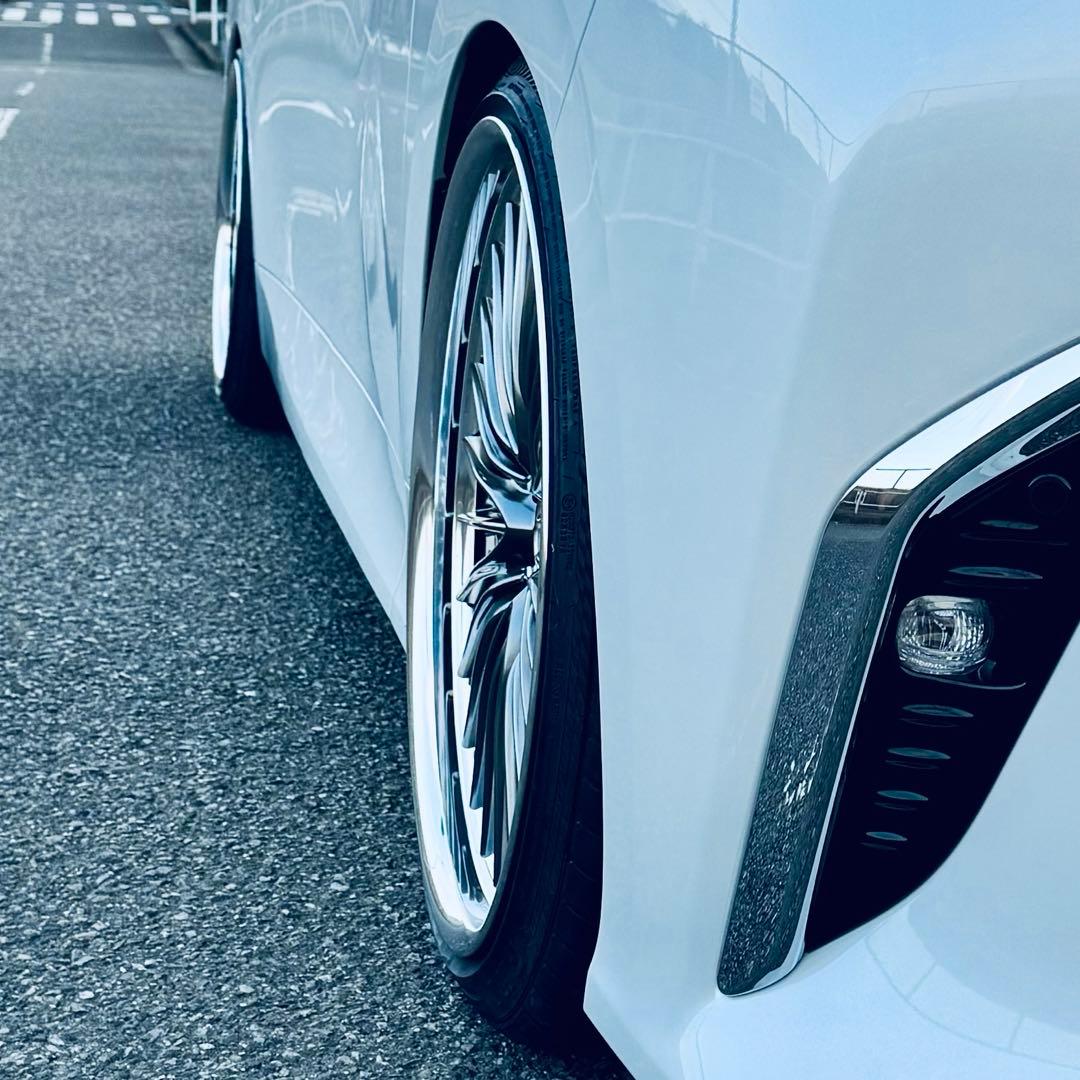 【美品】WORK SCHWERT GLASON 22インチ 40アルファード