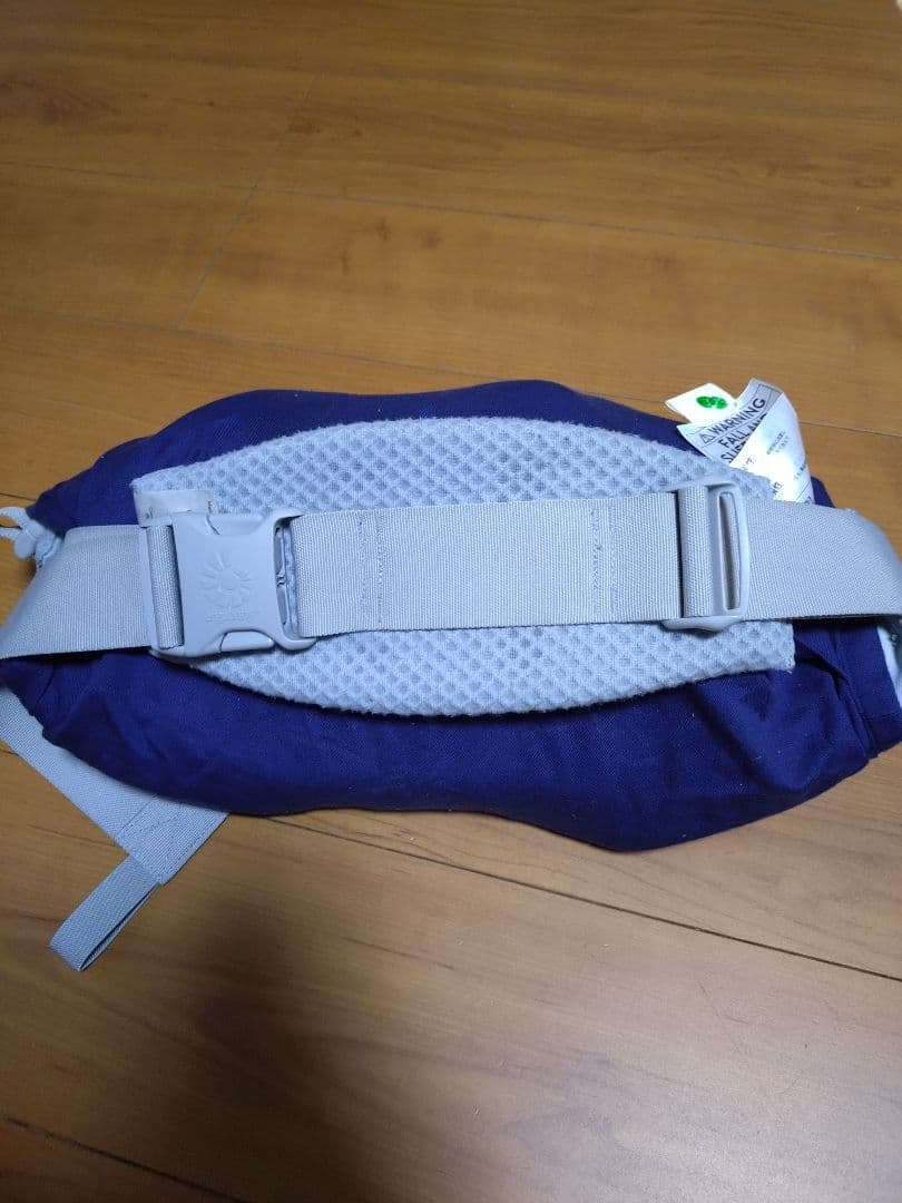 ergobaby オムニブリーズ 抱っこ紐 グレー・ネイビー