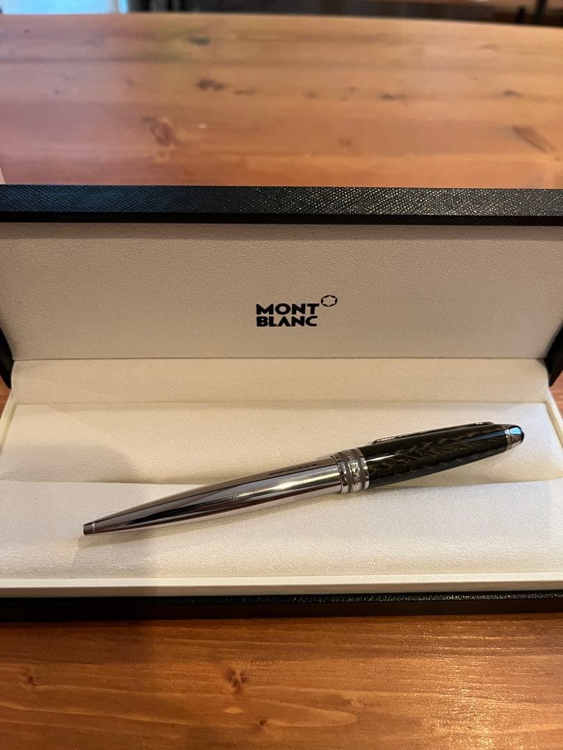 Montblanc マイスターシュテュック　カーボンソリテール　ボールペン