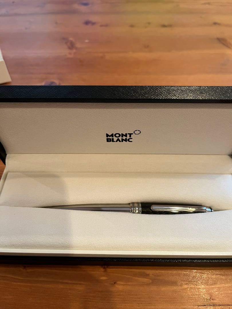 Montblanc マイスターシュテュック　カーボンソリテール　ボールペン