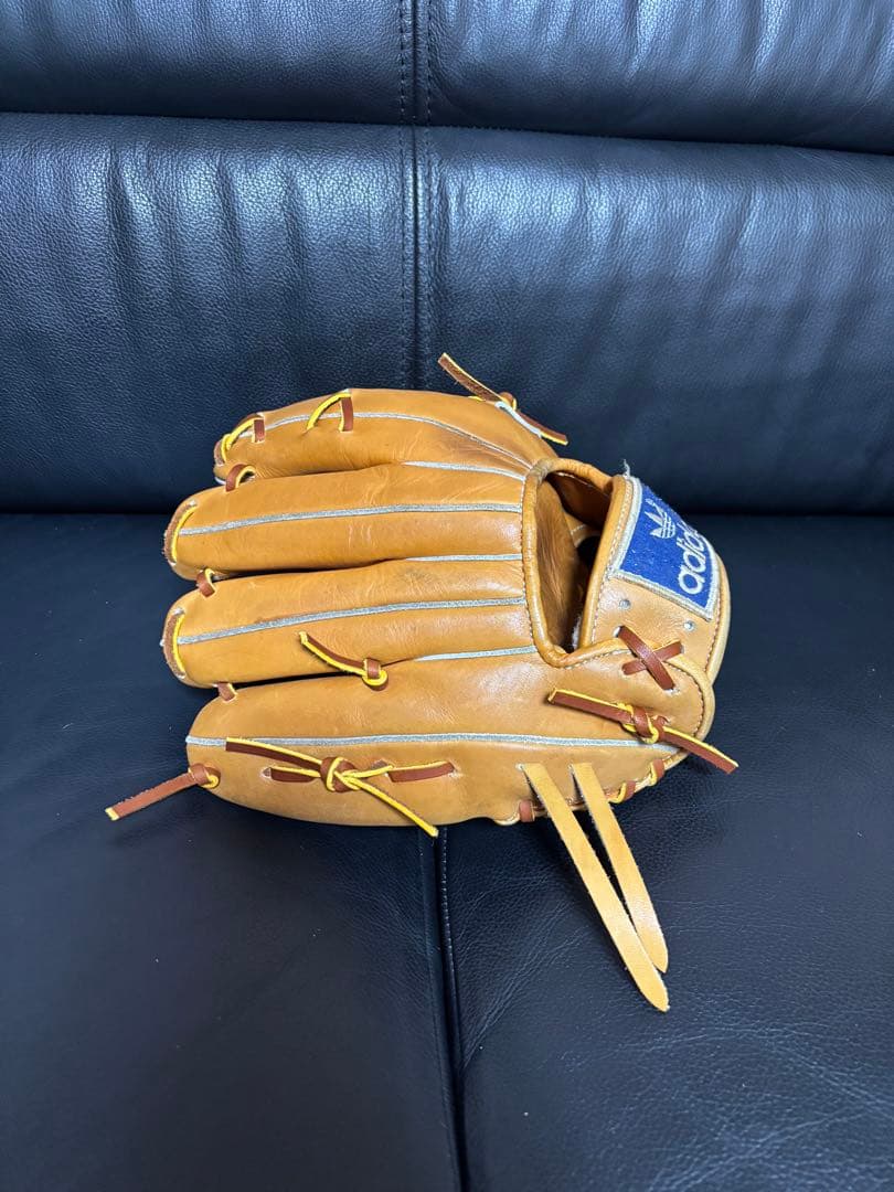 f*0様 アディダス硬式内野手用グラブ