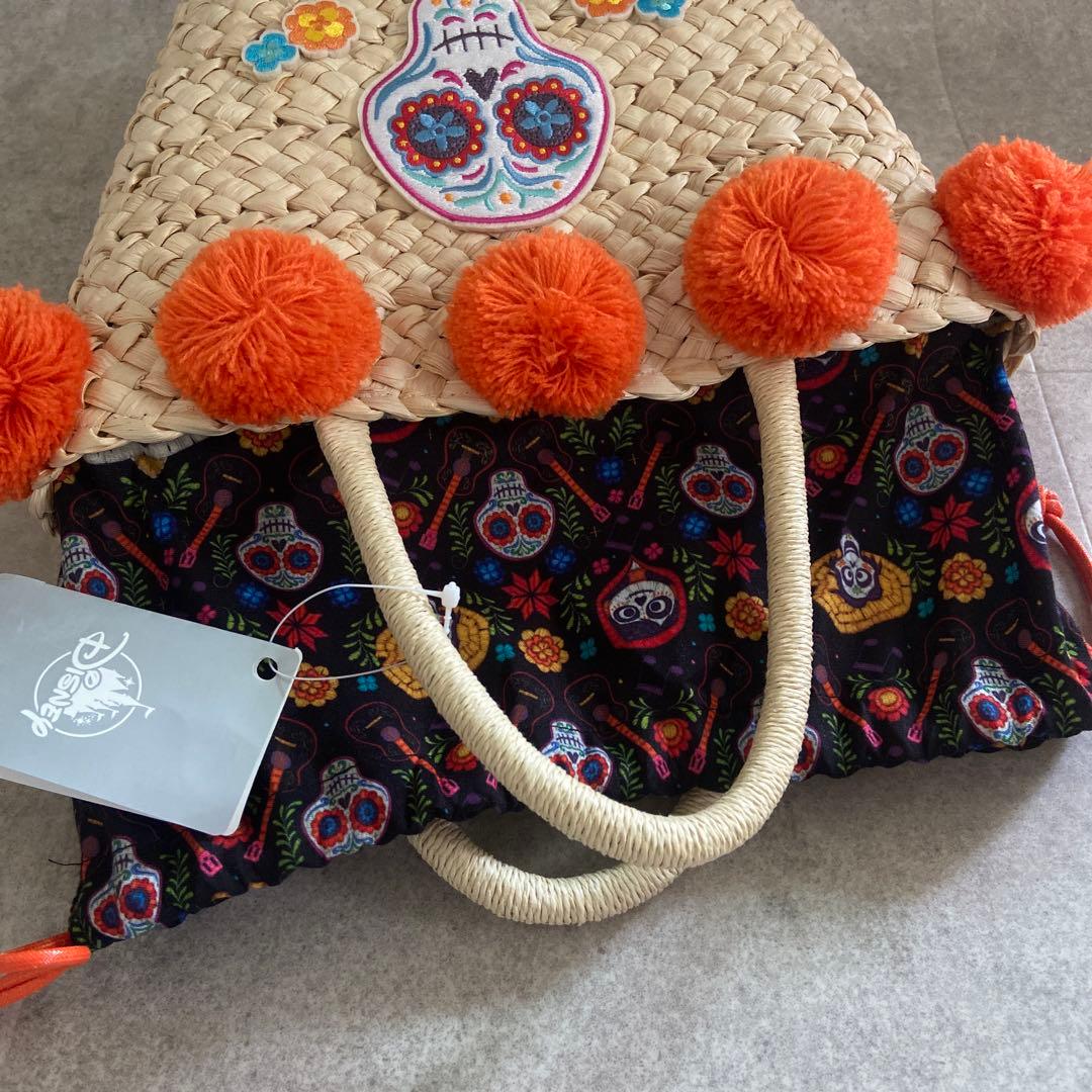 リメンバーミー　カゴバック　カバン　タグ付未使用　巾着　ディズニーストア　希少