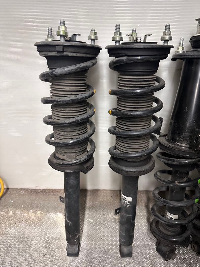 21クラウン純正サスペンション