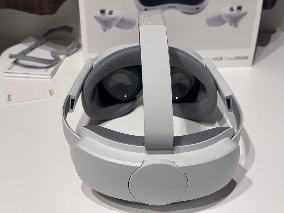 PICO 4 Ultra + PICO Motion Tracker セット