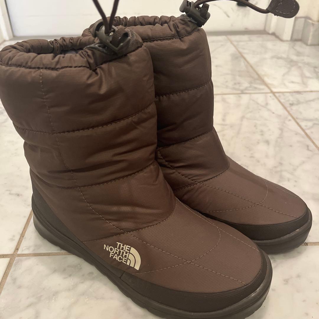 ノースフェイス　ヌプシ24㎝ブラウン系