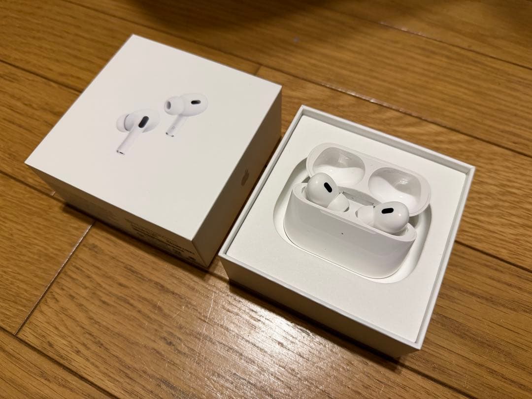 そ*た様 Apple AirPods Pro (第2世代) (Lightning