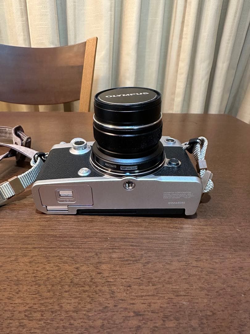 デジタルカメラ OLYMPUS PEN-F