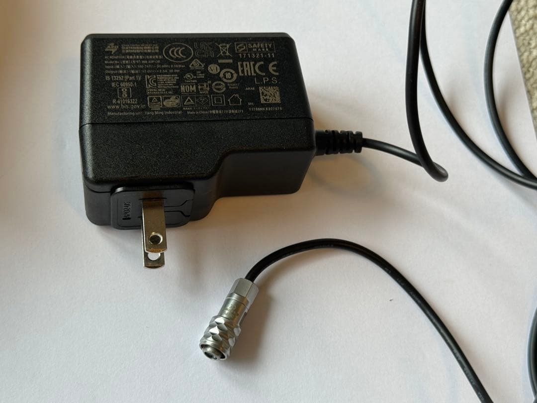 Blackmagic BMPCC 4K 本体／箱あり／Aプラグ付AC同梱／