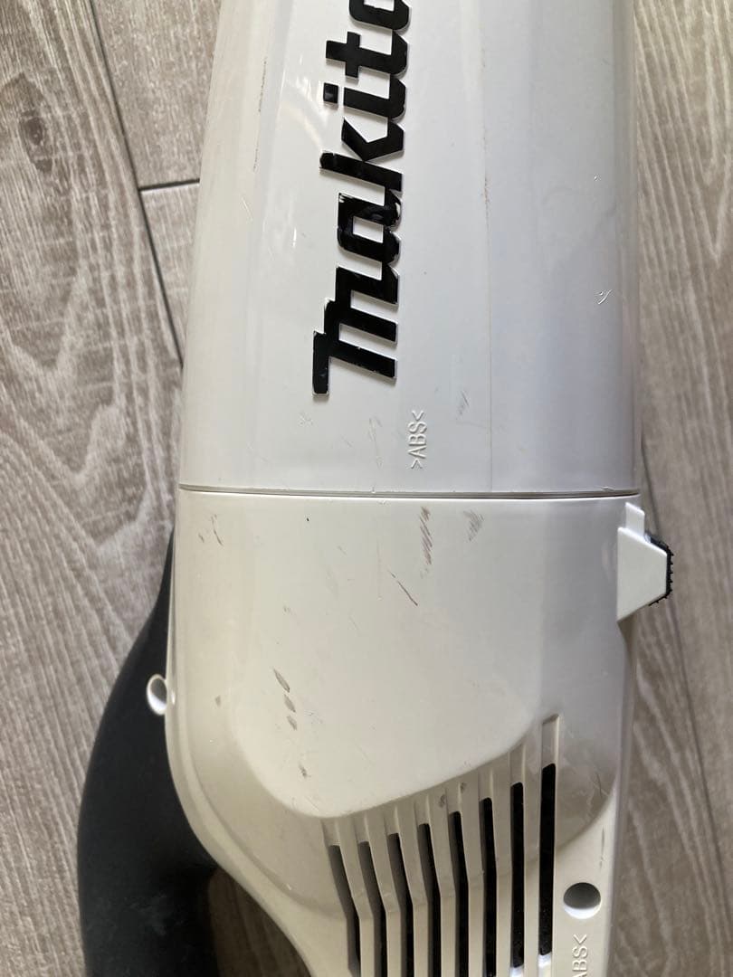 【ささ】マキタ(makita) コードレスクリーナー CL281FD