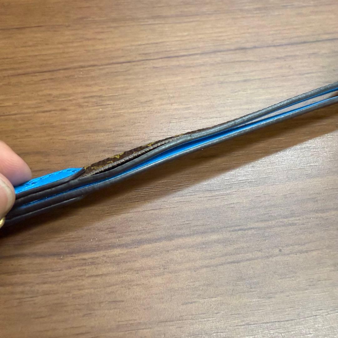 ルイヴィトンの携帯ストラップ