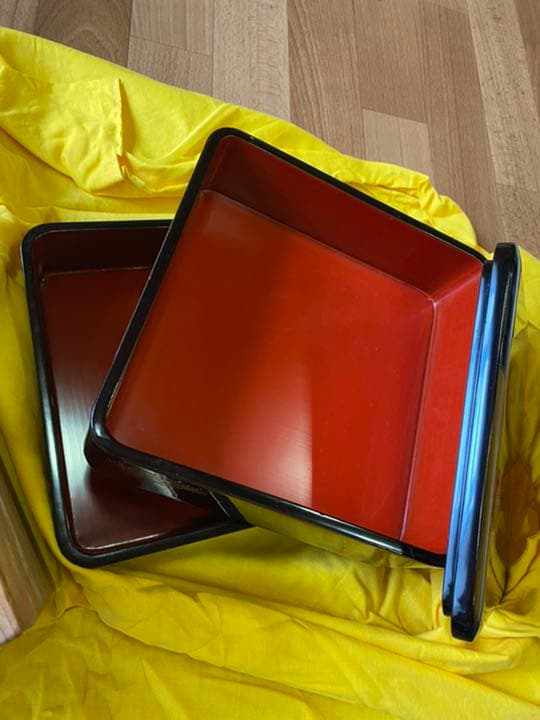 輪島塗り　2段重箱