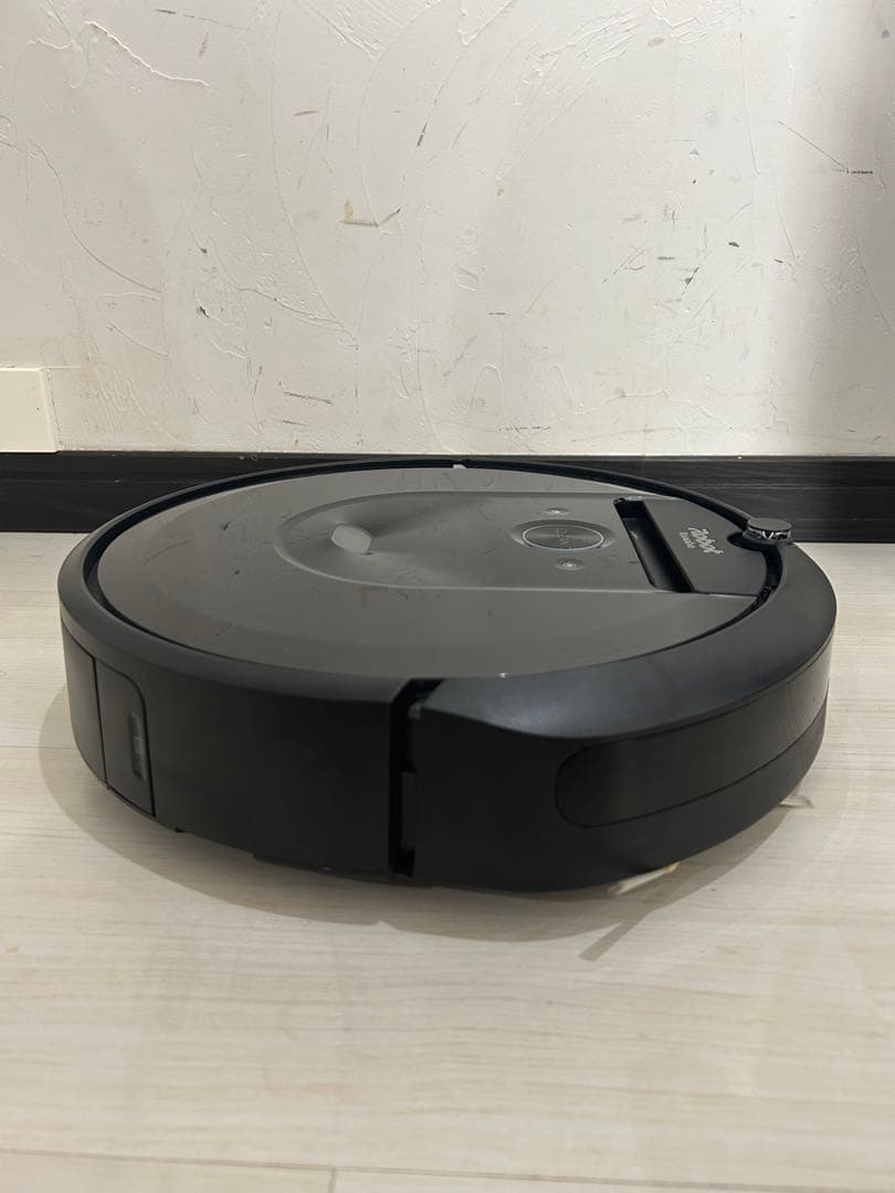 【美品】アイロボット ルンバ i7＋