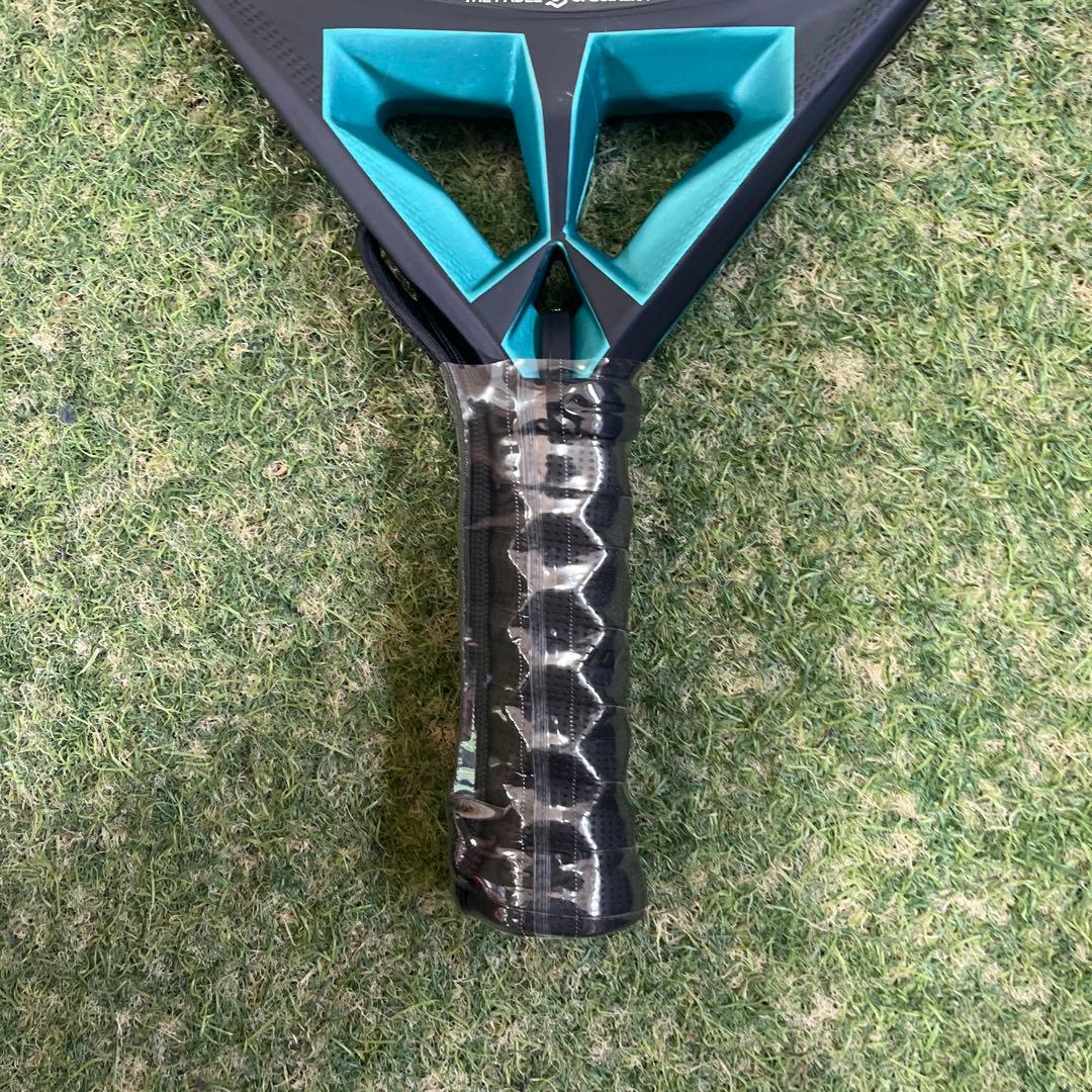 Bullpadel Hack HYBRIDパデルラケット