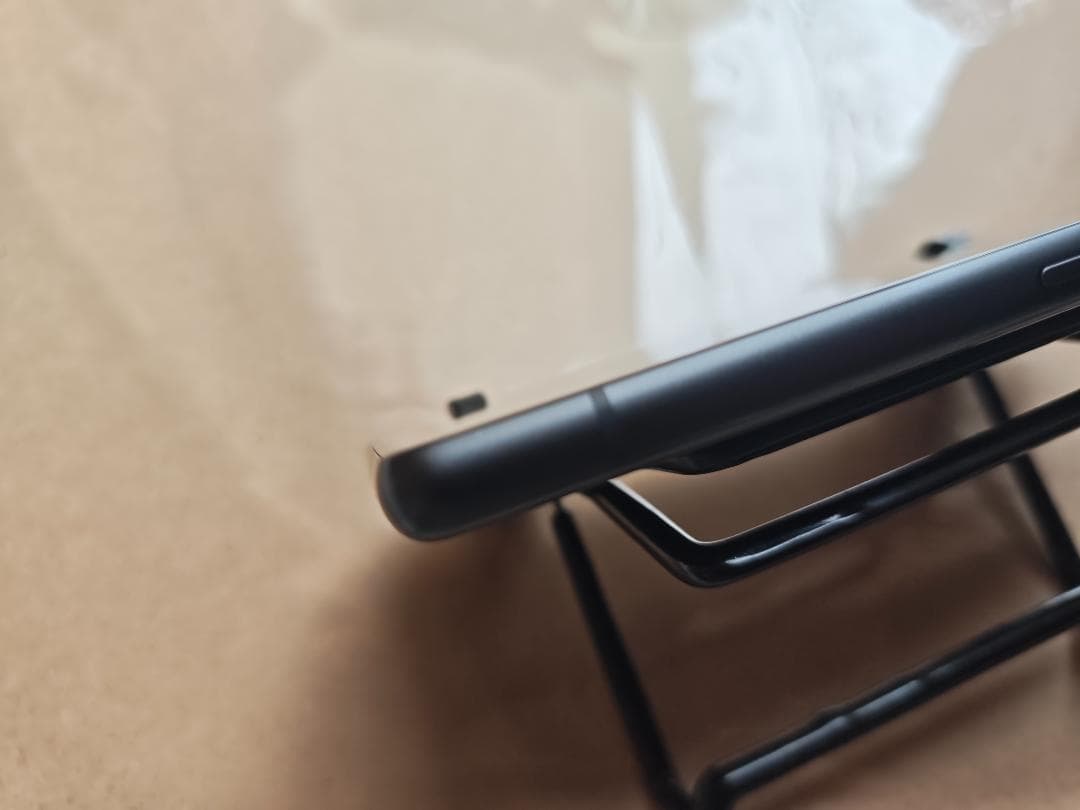 Google Pixel 7a 本体 保護フィルム付き