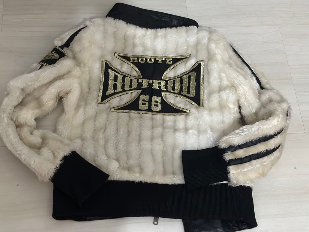 d.i.a ジャケット