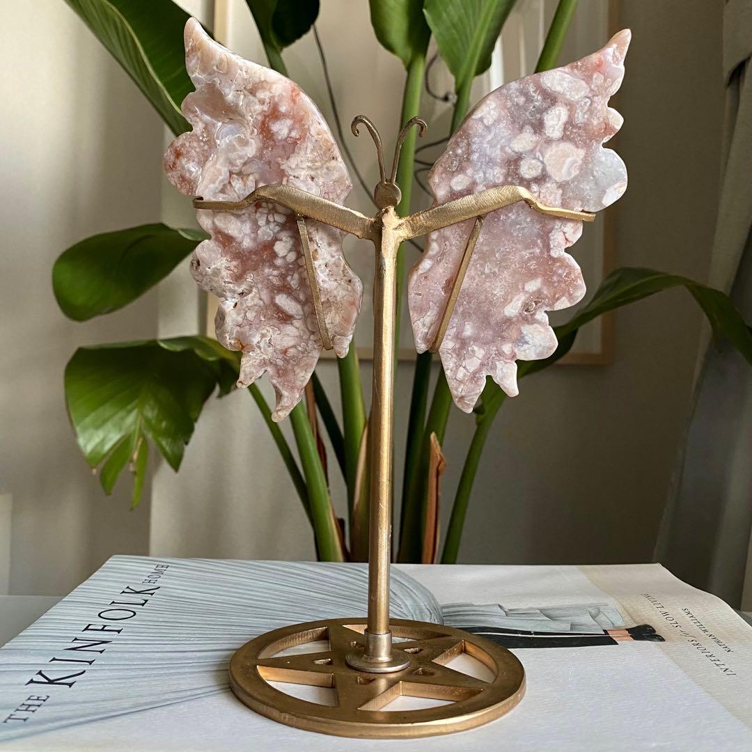 ★★★最終特価【 ピンクアメシスト フラワーアゲート バタフライ （台座付き）