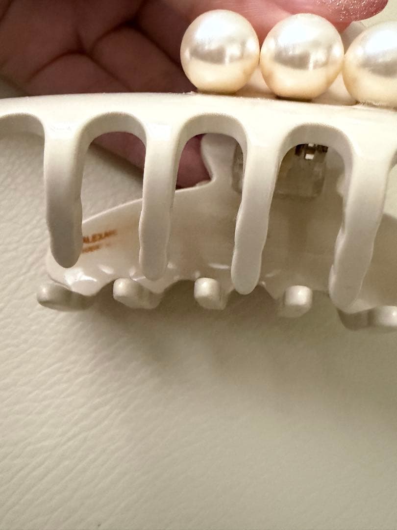 正規店購入品　ALEXANDRE DE PARIS / パール ヘアクリップ　M