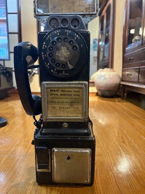 アメリカの公衆電話レトロ
