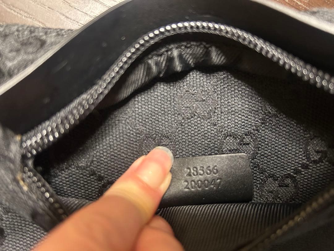 KT　GUCCI ボディバッグ・ウエストポーチ ブラック