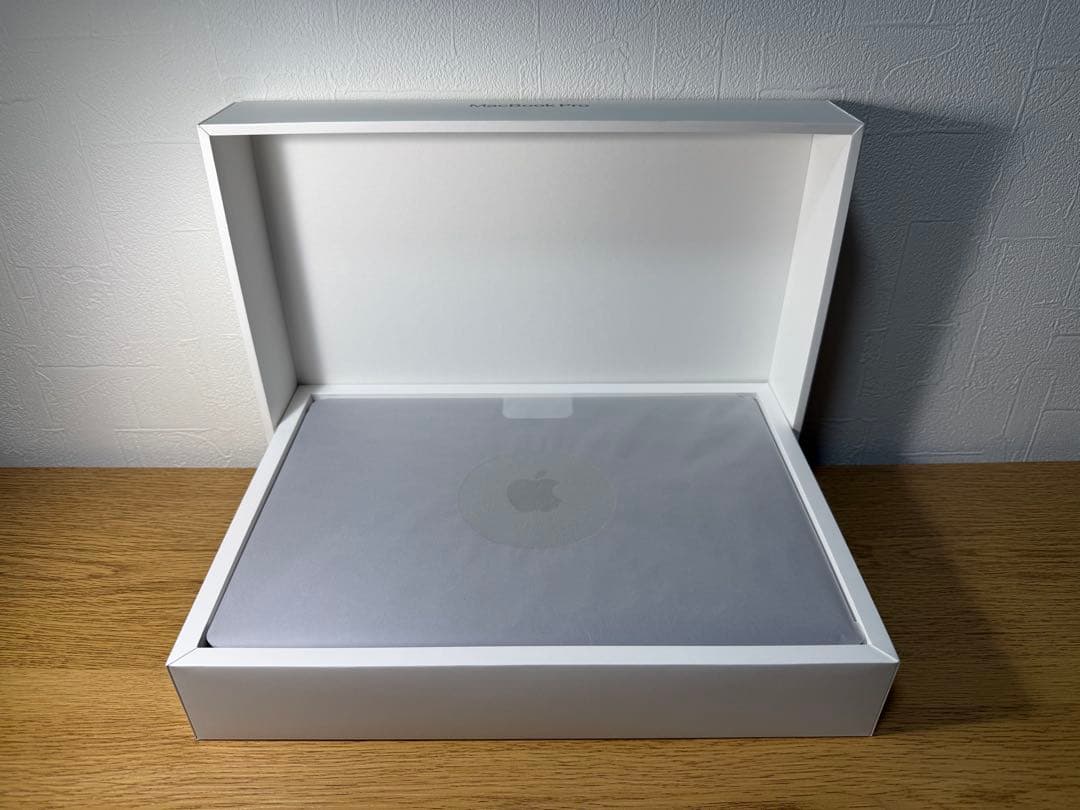 MacBook Pro2022 M2 スペースグレー 本体 SSD512GB