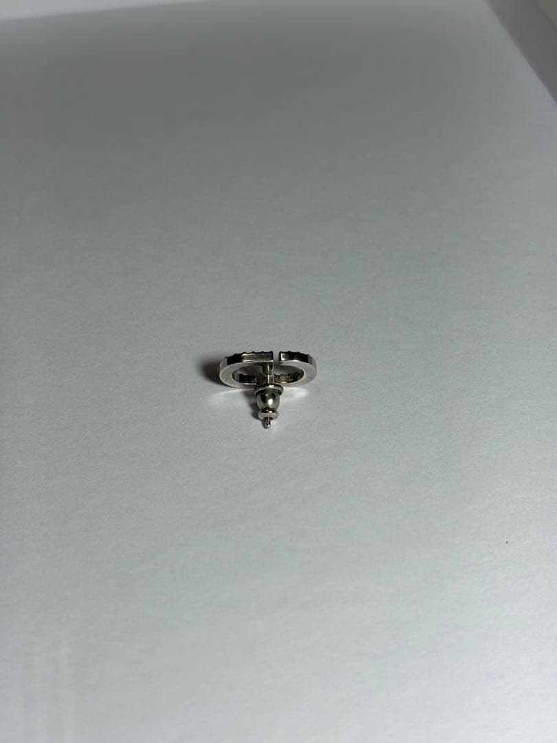 Dior ピアス　ディオール　スタッドピアス