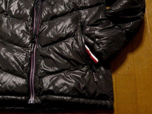 【大きい】XL日本サイズ位トミーヒルフィガーUSA限定極暖ダウンジャケット同機能