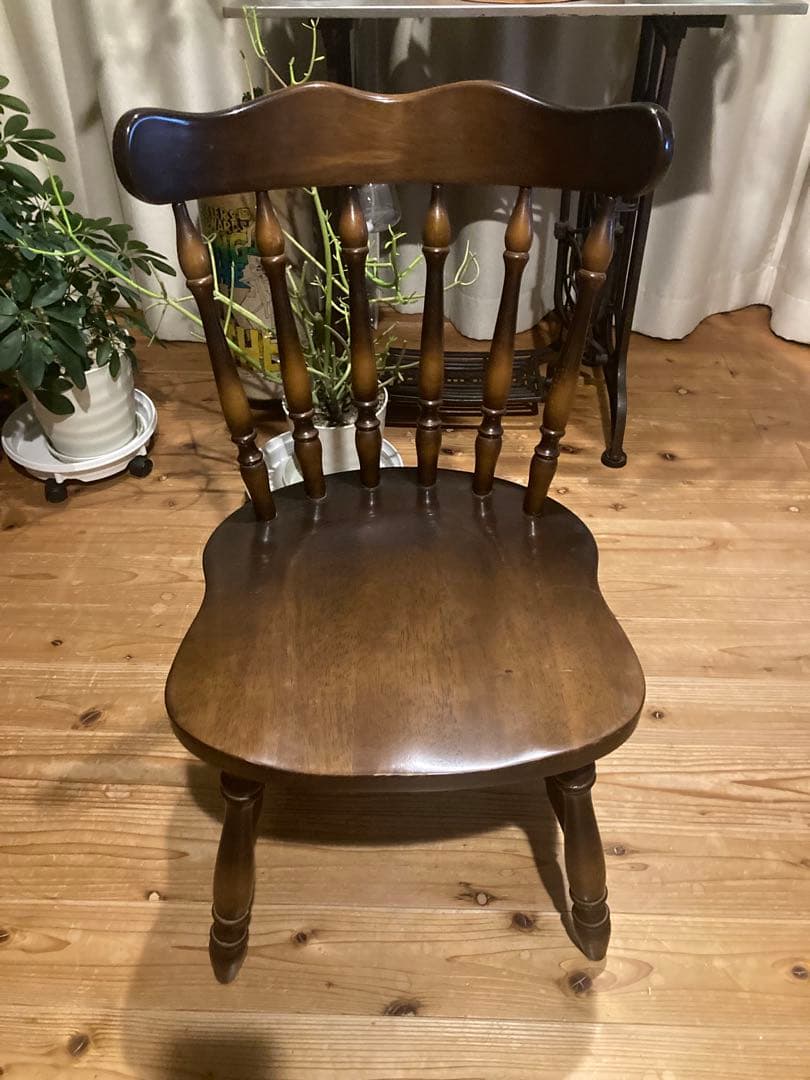 昭和レトロ　ダイニングチェア　飛騨産業　キツツキマーク　ウィンザーチェア