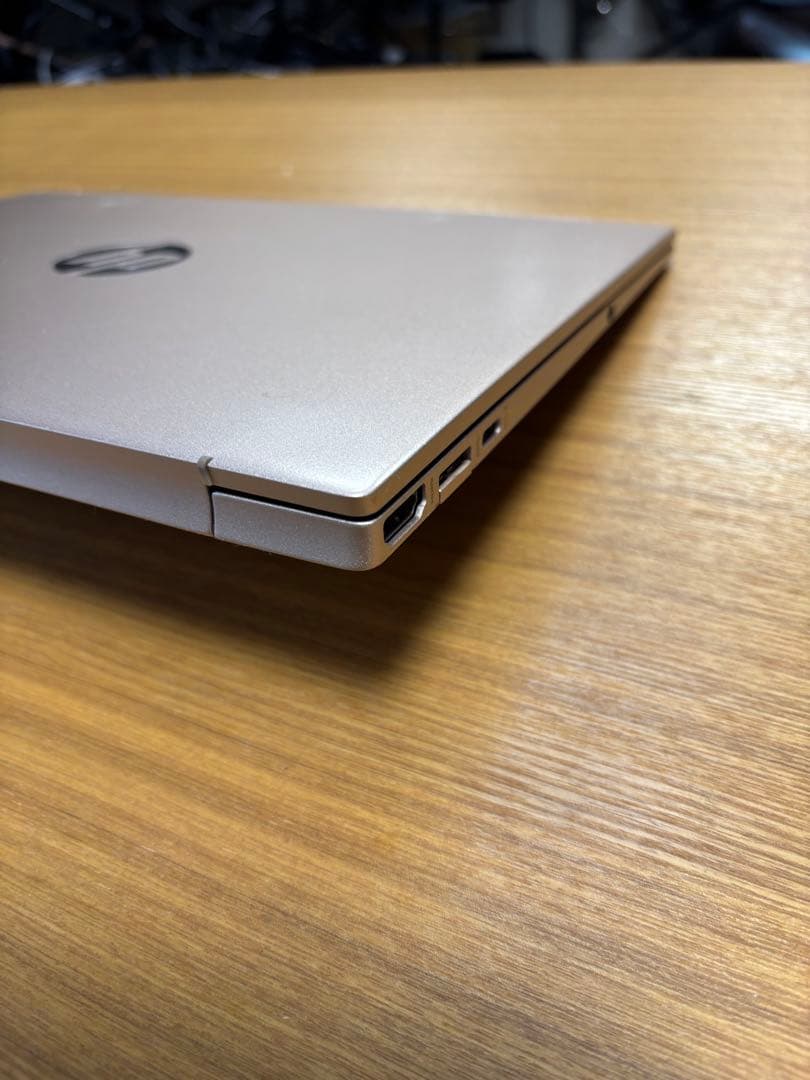 HP 軽量13インチノートPC ブロンズ色