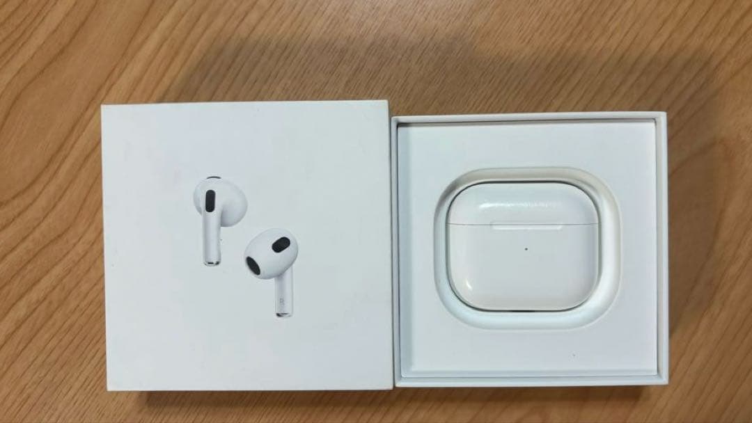 Apple AirPods 第三世代　ホワイト