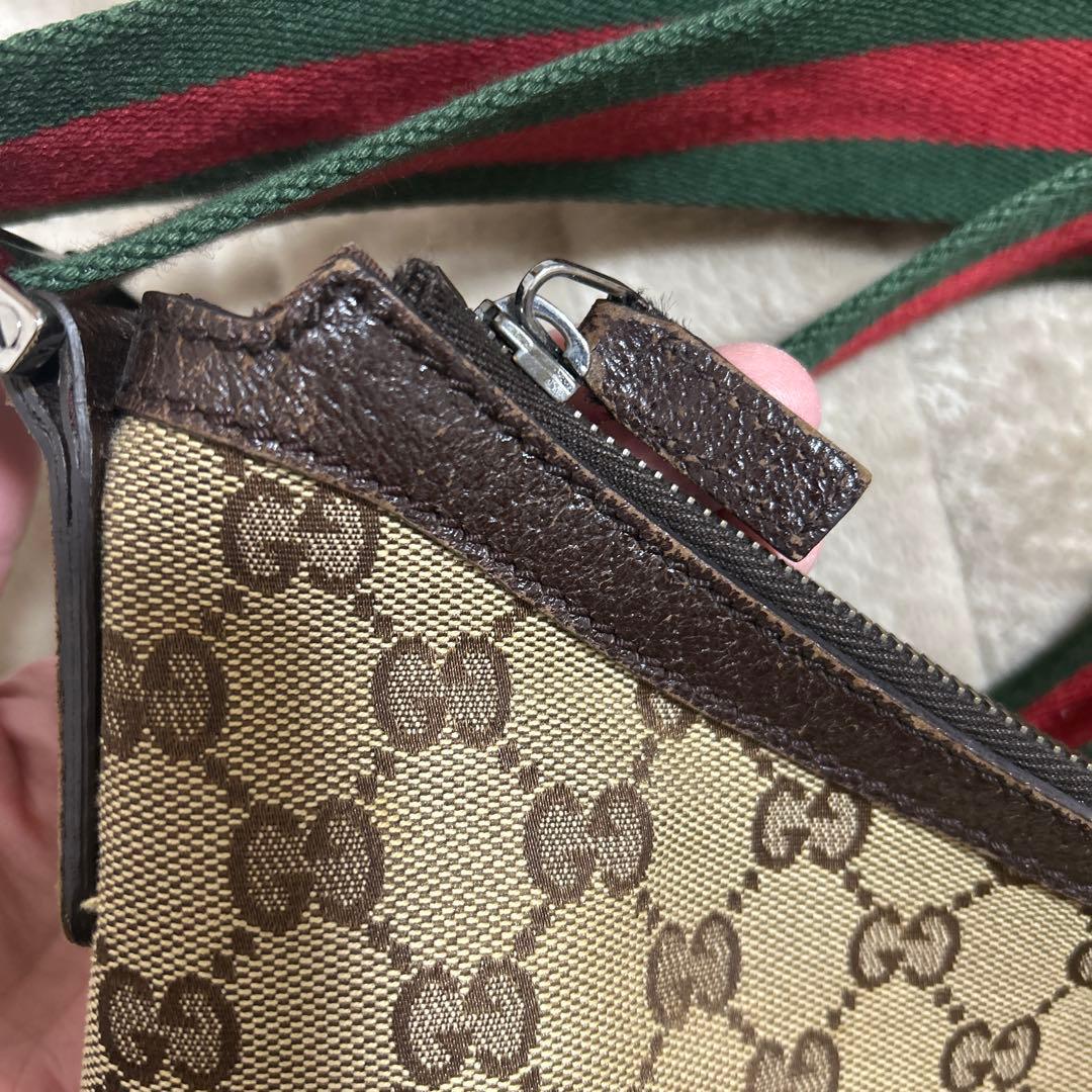 GUCCI シェリーライン　ハーフムーン　ショルダーバッグ181092