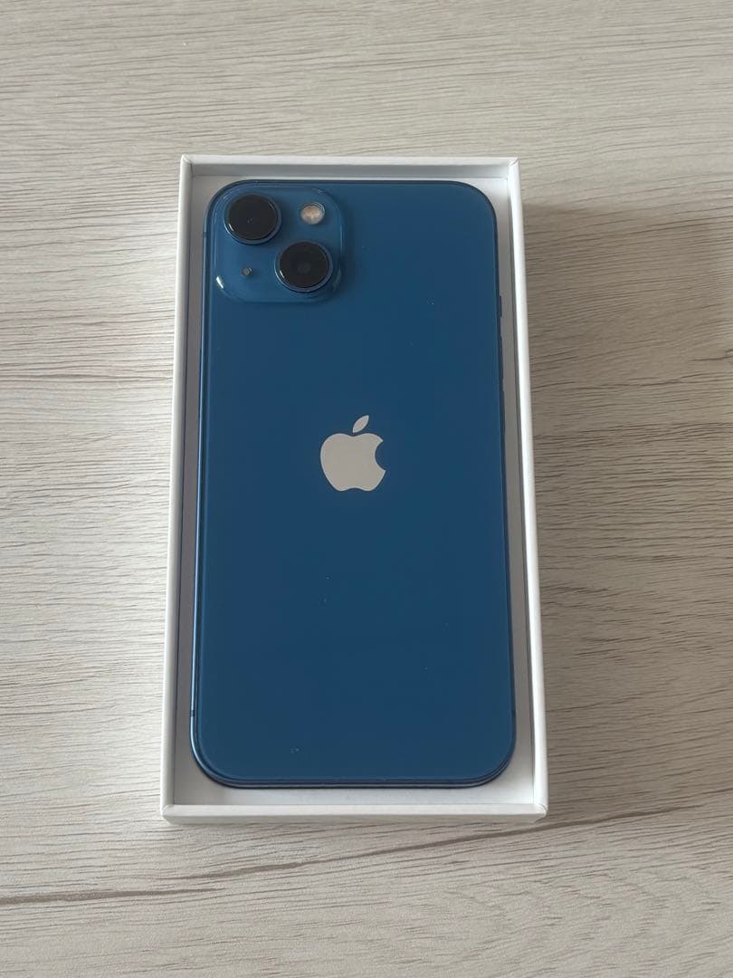 iPhone13 中古
