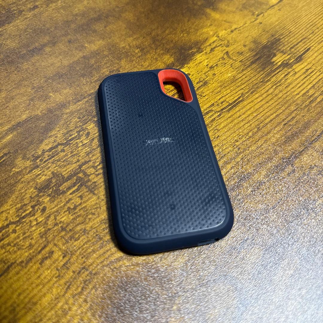 外付けハードディスク・ドライブ SanDisk Extreme Portable SSD 2TB