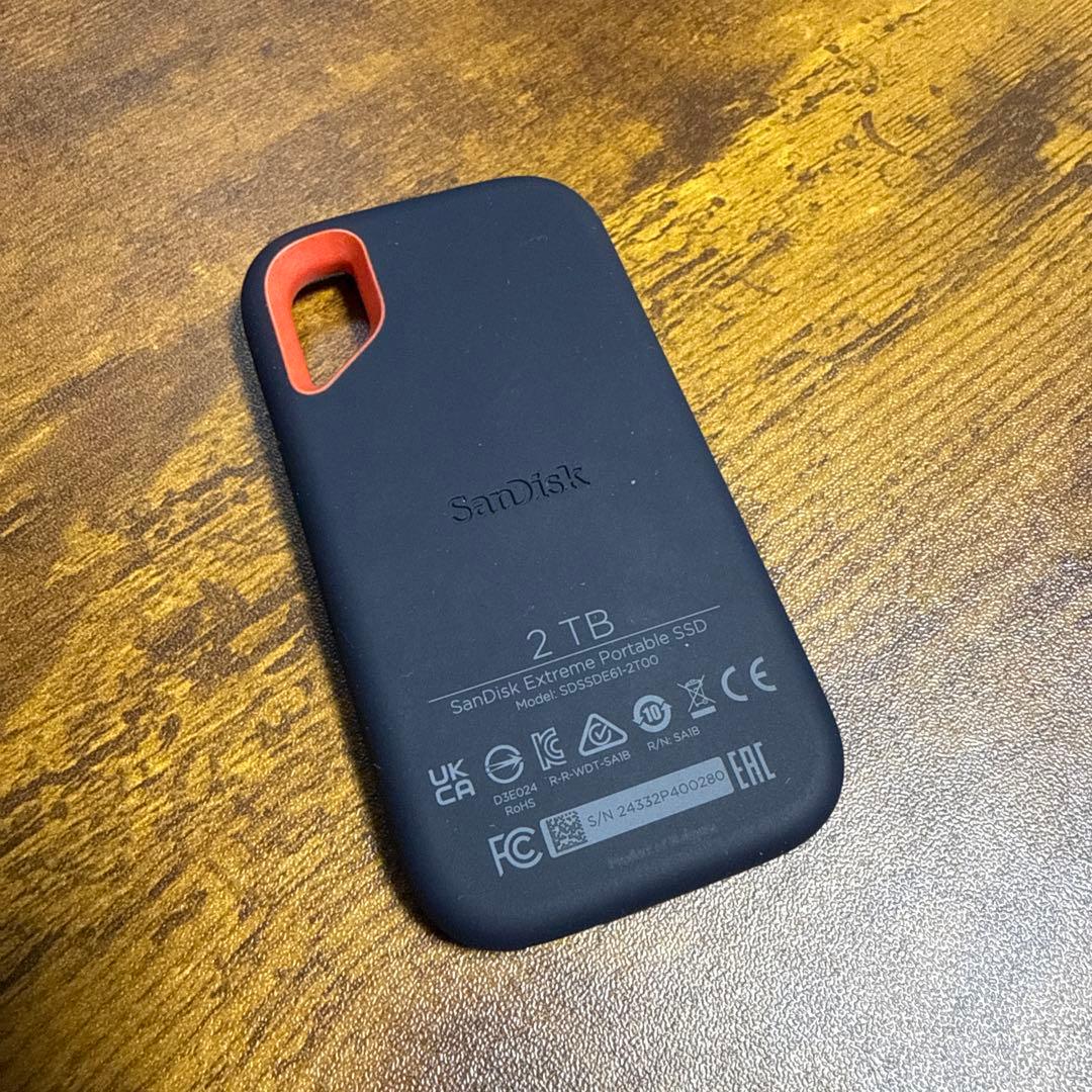 外付けハードディスク・ドライブ SanDisk Extreme Portable SSD 2TB