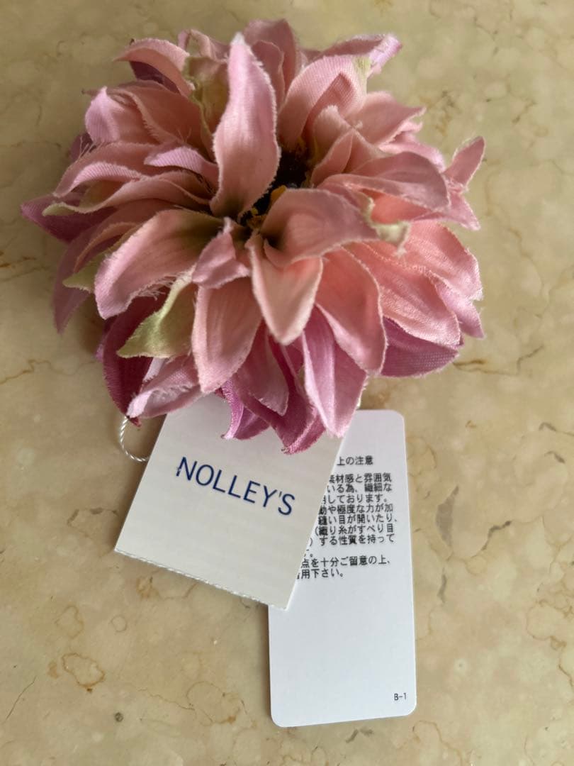 ノーリーズ　今季新品タグあり　ウォッシャブルピンタックドットプリントブラウス黒