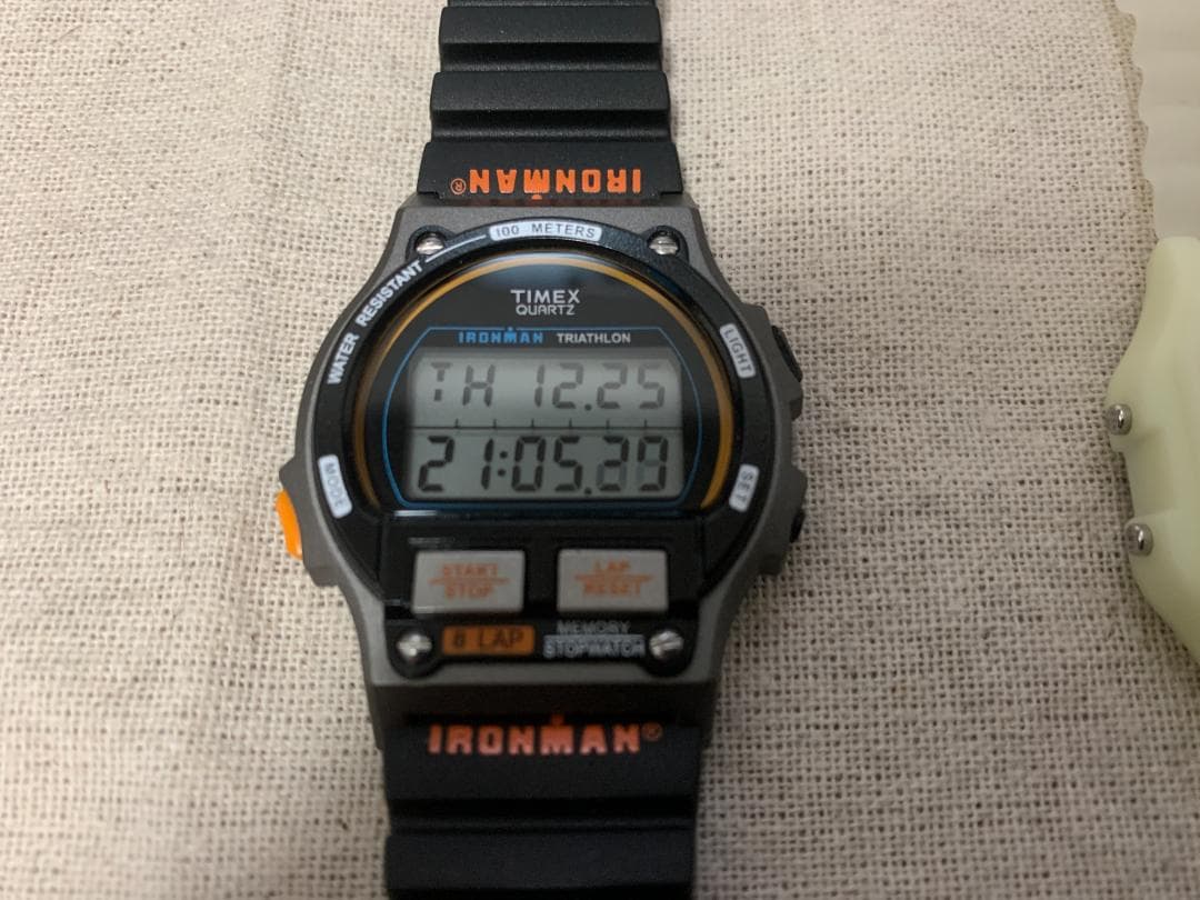 ひ*こ様 Timex デジタル腕時計 3本セット 300円スタート
