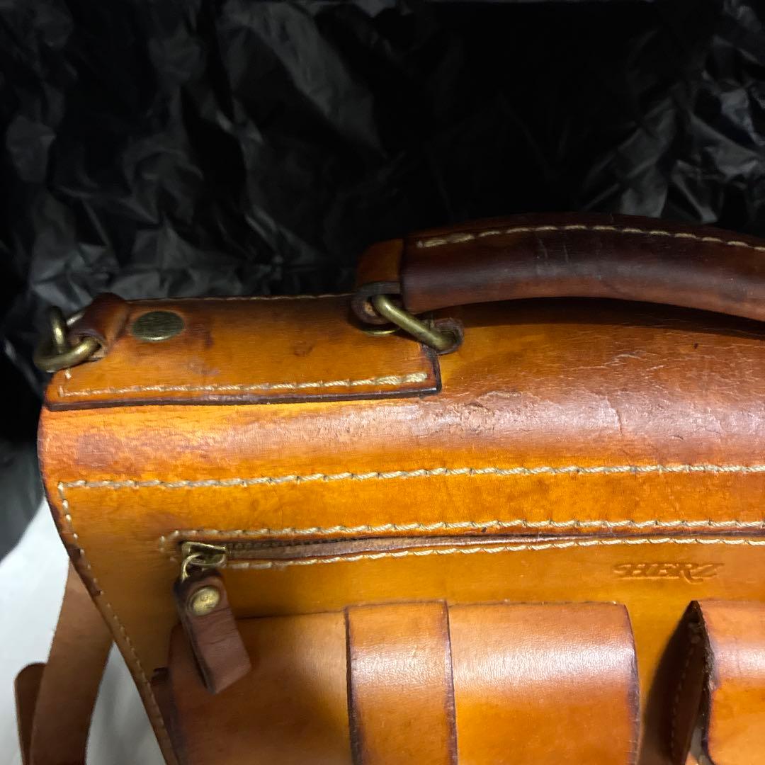 ヘルツ　バック