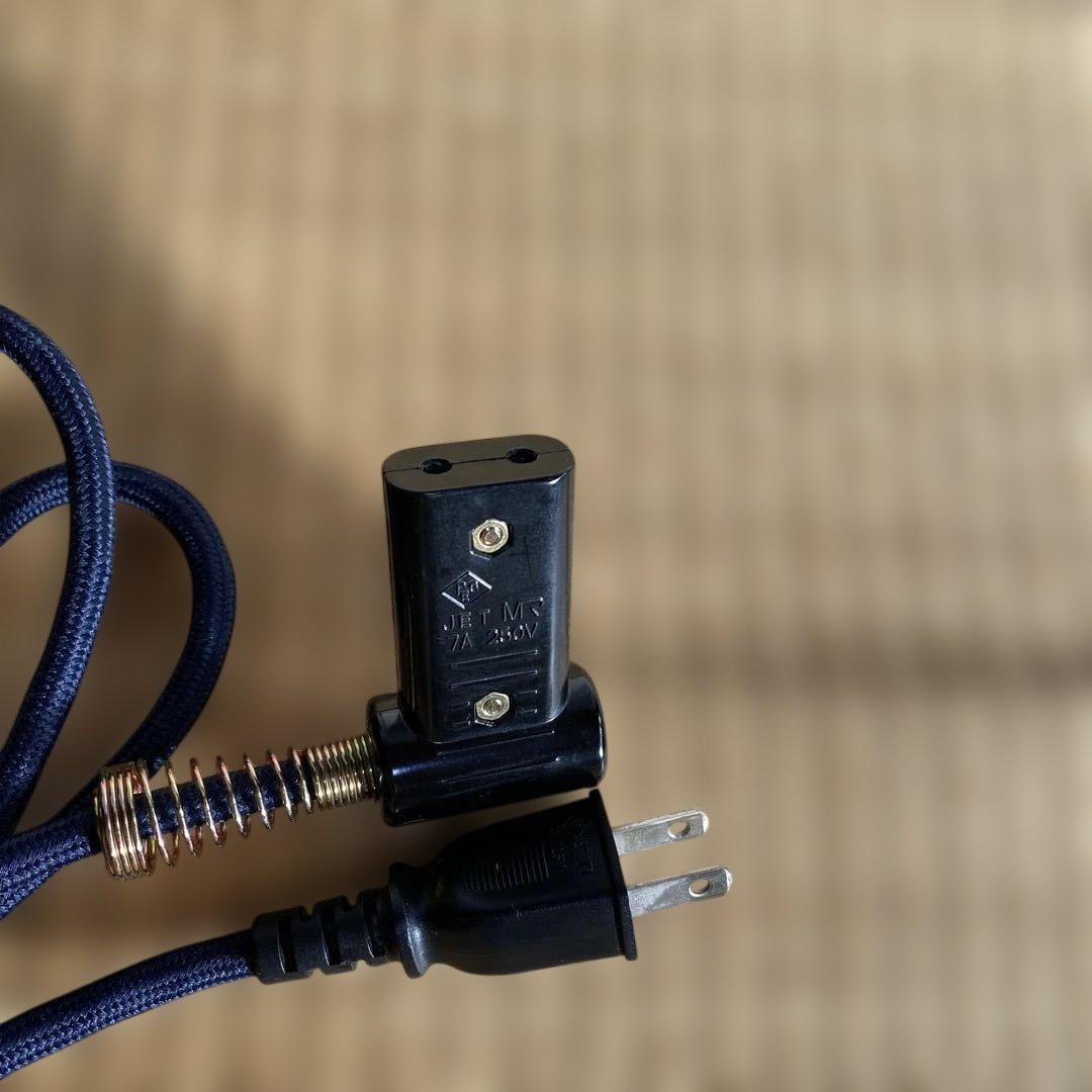 ブラウンの長方形こたつテーブル